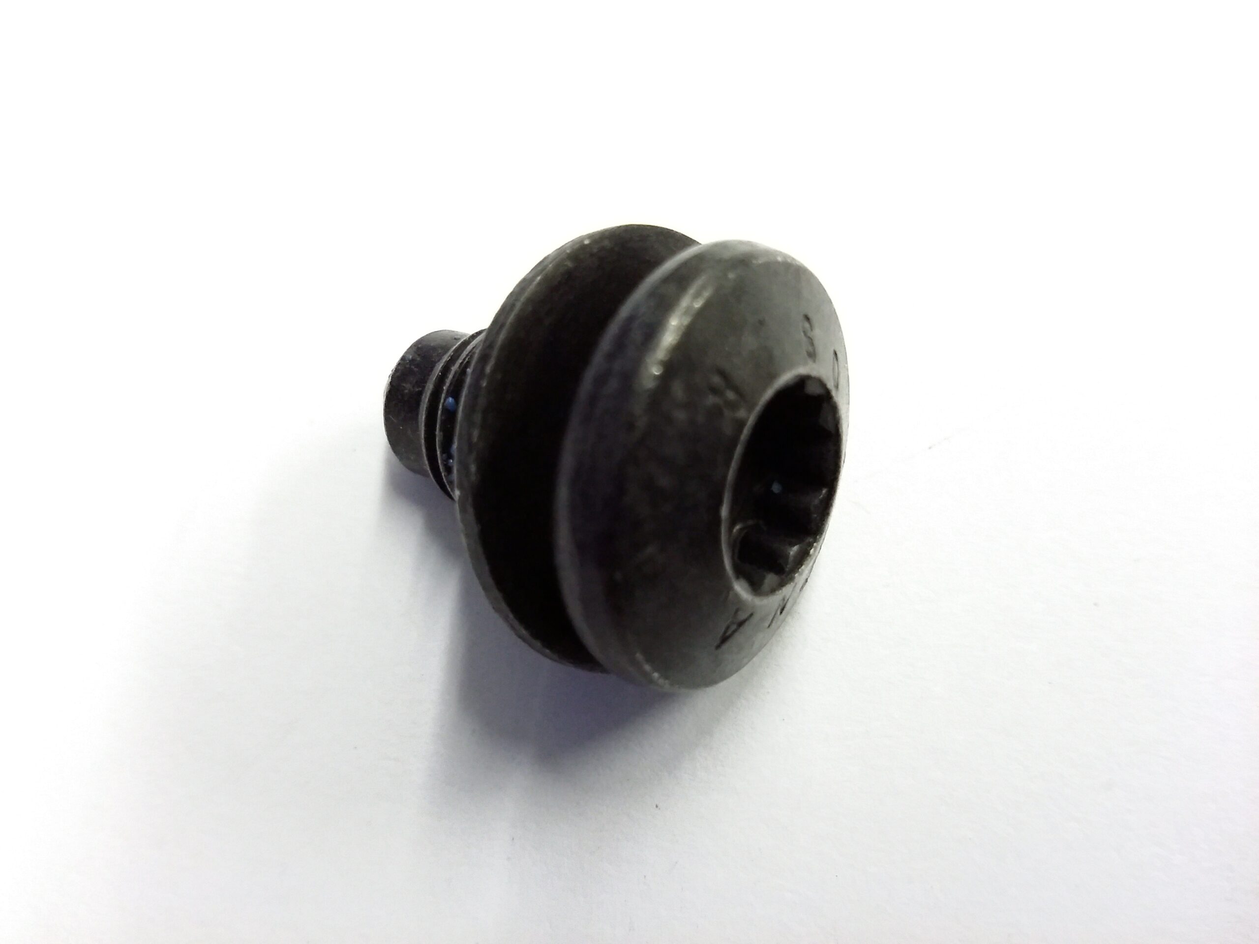 PARAFUSO 8X10 FECHADURA VW CONST